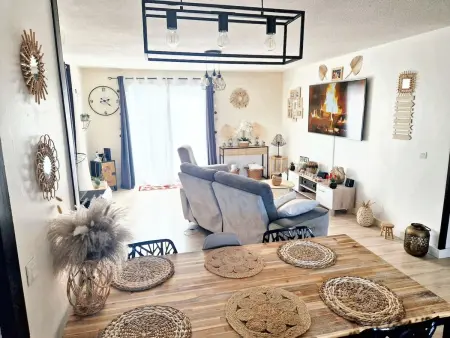 Maison chaleureuse à Forcalquier avec magnifique terrasse - Photo 1