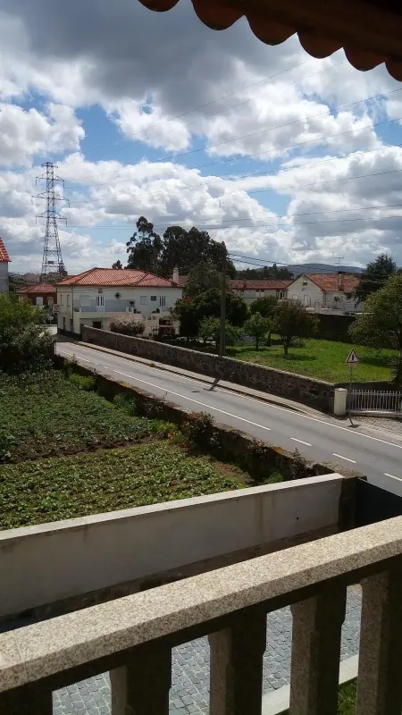 Maison charmante à Alvarães avec piscine privée - Photo 13