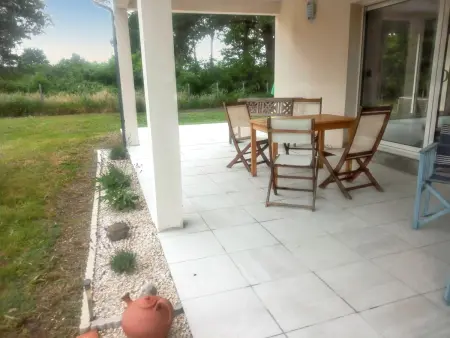 Maison charmante à Mimizan avec vue sur jardin et terrasses - Photo 5