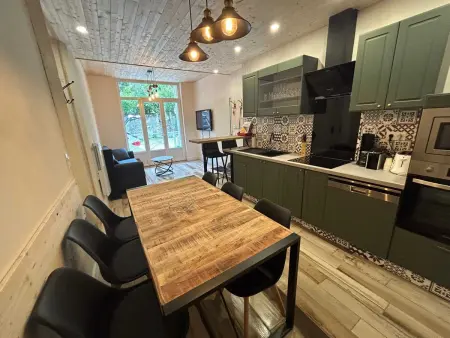 Appartement charmant à Savignac-les-Ormeaux, 56 m², balcon - Photo 2