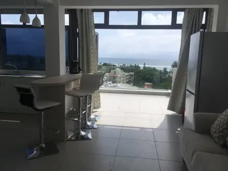 Appartement contemporain avec vue mer à Flic en Flac + piscine - Photo 6