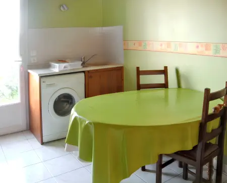 Petite maison charmante à La Couarde-sur-Mer avec jardin clôturé - Photo 2