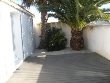 Petite maison charmante à La Couarde-sur-Mer avec jardin clôturé - Photo 3