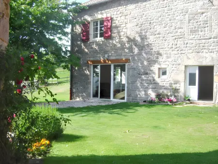 Maison charmante à La Vineuse avec jardin clôturé - Photo 8