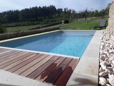 Maison charmante à La Vineuse avec jardin clôturé - Photo 23