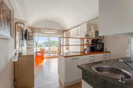 Appartement charmant à Antibes, 33 m², piscine partagée - Photo 2