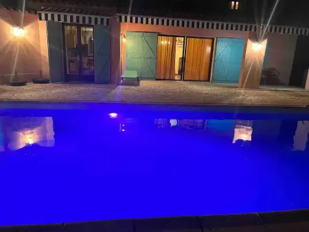 Villa spacieuse à Agde avec piscine privée, idéale pour familles - Photo 3