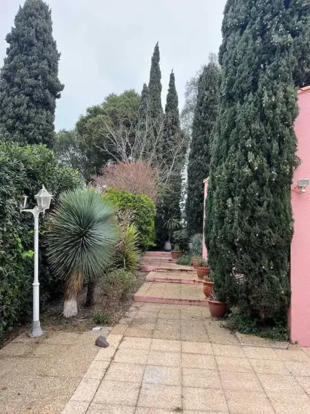 Villa spacieuse à Agde avec piscine privée, idéale pour familles - Photo 8