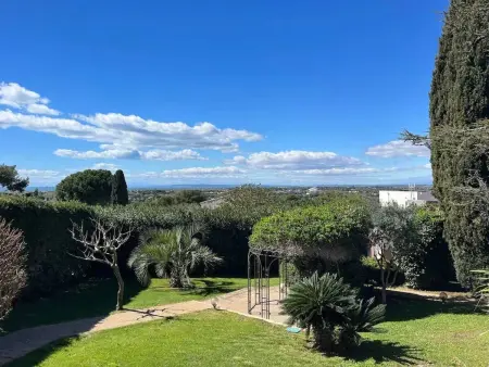 Villa spacieuse à Agde avec piscine privée, idéale pour familles - Photo 10