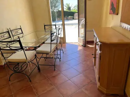 Villa spacieuse à Agde avec piscine privée, idéale pour familles - Photo 12