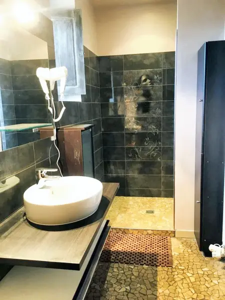 Maison charmante au cœur de Puy-l'Évêque avec piscine partagée - Photo 16