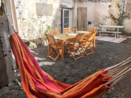 Maison charmante à Mauzun avec jardin et patio fleuri - Photo 26