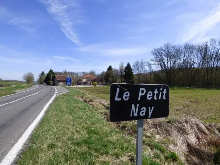 Retraite Champêtre Spacieuse près de Nouart avec Jacuzzi - Photo 19