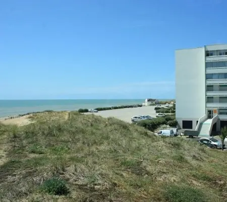 Bungalow confortable à Saint-Jean-de-Monts avec piscine partagée - Photo 13