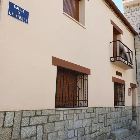 Maison chaleureuse à San Bartolomé de Pinares avec vue montagne - Photo 54