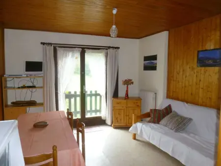 Maison de vacances confortable à Saint-Léger-les-Mélèzes, vue jardin - Photo 1