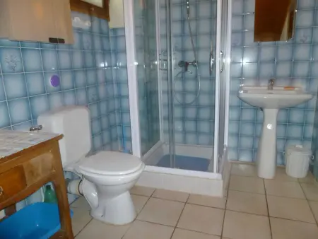 Maison de vacances confortable à Saint-Léger-les-Mélèzes, vue jardin - Photo 5