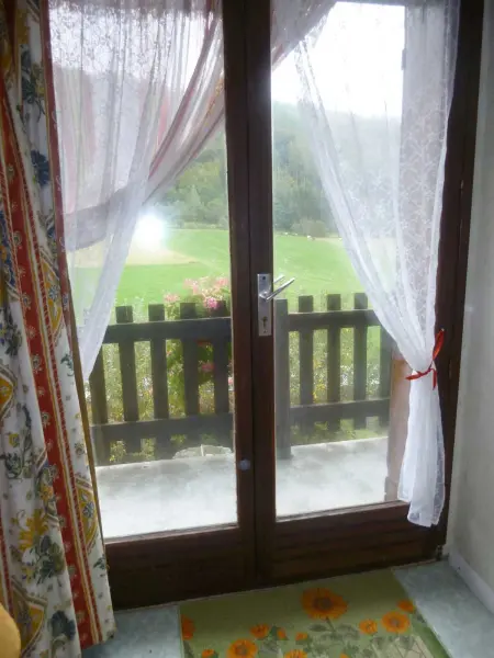 Maison de vacances confortable à Saint-Léger-les-Mélèzes, vue jardin - Photo 6
