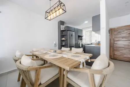 Maison confortable à Trou-aux-Biches avec terrasse - Photo 3