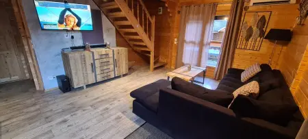 Chalet chaleureux à Orlu avec Jacuzzi et vue sur la montagne - Photo 2