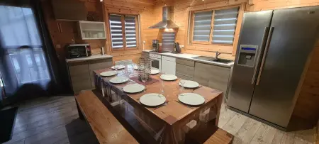 Chalet chaleureux à Orlu avec Jacuzzi et vue sur la montagne - Photo 9