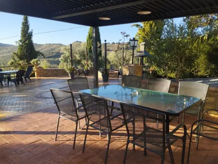 Villa élégante à Priego de Córdoba avec piscine privée - Photo 2