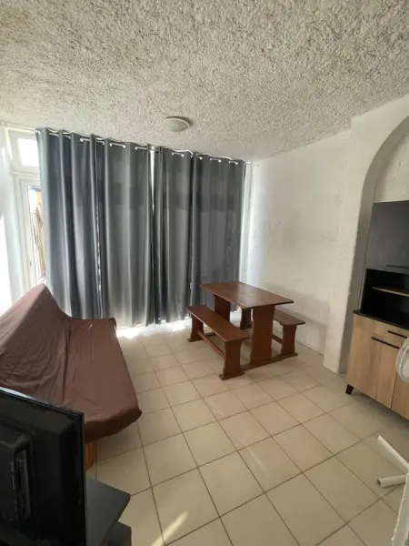 Studio cosy à Linguizzetta 32 m² avec terrasse privée - Photo 4