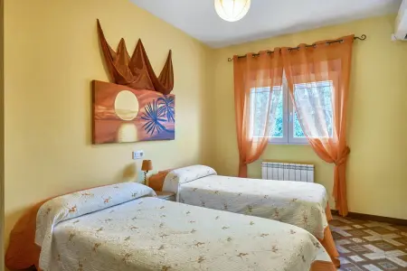 Villa spacieuse avec piscine à Porzuna - 90 m² et vue montagne - Photo 9