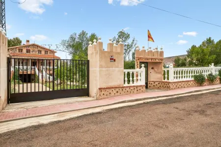 Villa spacieuse avec piscine à Porzuna - 90 m² et vue montagne - Photo 11