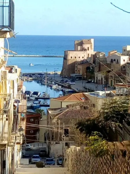 Appartement spacieux avec vue sur la mer à Castellammare del Golfo - Photo 36