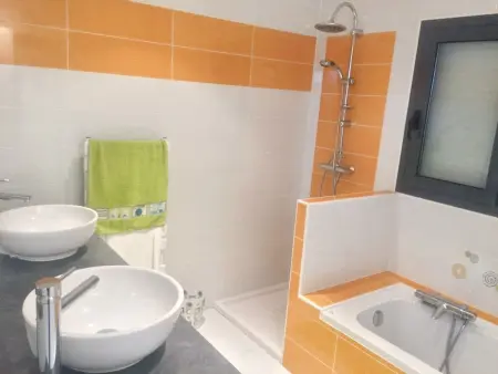 Appartement confortable à Lamballe avec vue sur mer - Photo 4