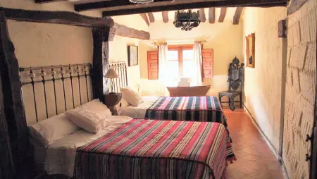 Maison charmante à Villasur de Herreros avec vue sur le lac - Photo 15