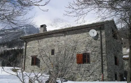 Chalet chaleureux à Saint-André avec vue sur montagne - Photo 9