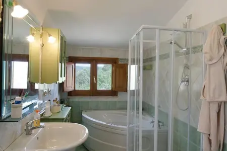 Maison de charme à Decollatura avec jacuzzi, Maison 4 personnes à Decollatura - Photo 12