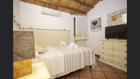 Villa avec vue sur la mer à Porto Rotondo + Piscine partagée. - Photo 23