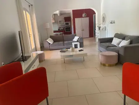 Villa spacieuse proche de Marseille avec jardin et piscine privée - Photo 3