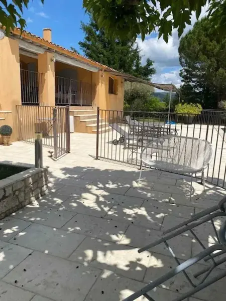 Villa spacieuse proche de Marseille avec jardin et piscine privée - Photo 36