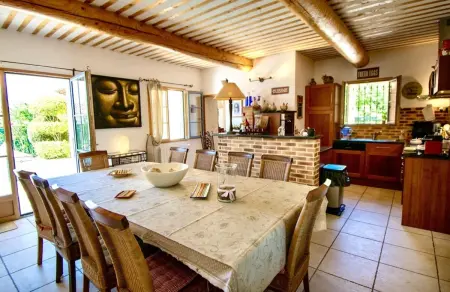 Évasion Provençale : Villa Élégante pour 10 Personnes - Photo 2