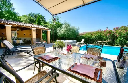 Évasion Provençale : Villa Élégante pour 10 Personnes - Photo 19