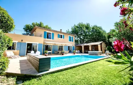 Évasion Provençale : Villa Élégante pour 10 Personnes - Photo 30
