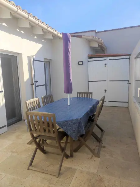 Maison accueillante à Saintes-Maries-de-la-Mer avec jardin clos - Photo 13