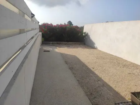 Maison accueillante à Saintes-Maries-de-la-Mer avec jardin clos - Photo 16