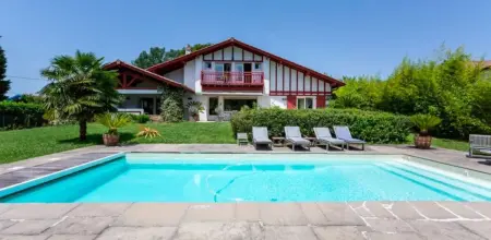 Maison d'exception à Arbonne, piscine privée saisonnière. - Photo 13