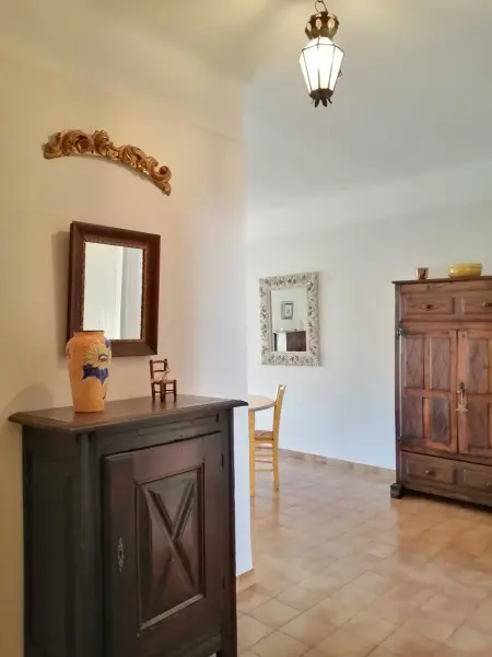 Appartement charmant à Arles, 75 m² avec vue sur la ville - Photo 4