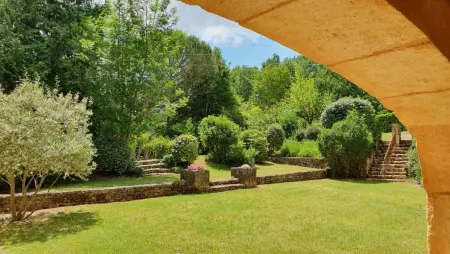 Maison charmeur avec jardin à Puy-l'Évêque et piscine partagée - Photo 12