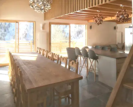Chalet chaleureux montagne, Valmeinier, vue imprenable + 180 m² - Photo 3