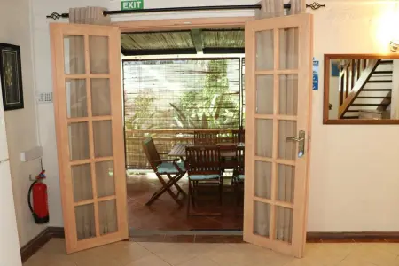 Maison cosy à Blue Bay avec parking privé et terrasse - Photo 13