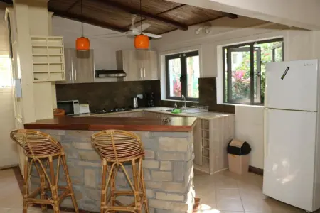 Maison cosy à Blue Bay avec parking privé et terrasse - Photo 14