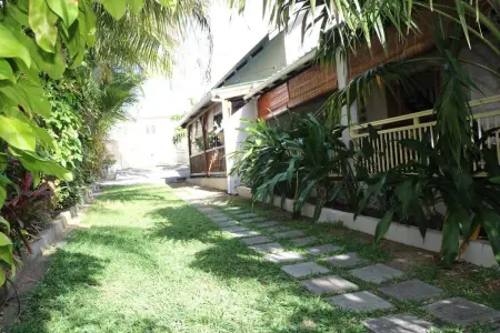 Maison cosy à Blue Bay avec parking privé et terrasse - Photo 16