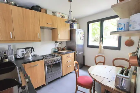 Maison de charme à Arbonne-la-Forêt avec terrasse-jardin verdoyant - Photo 4